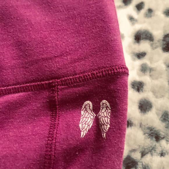 2 pairs of Victoria secret leggings small - Picture 3 of 7